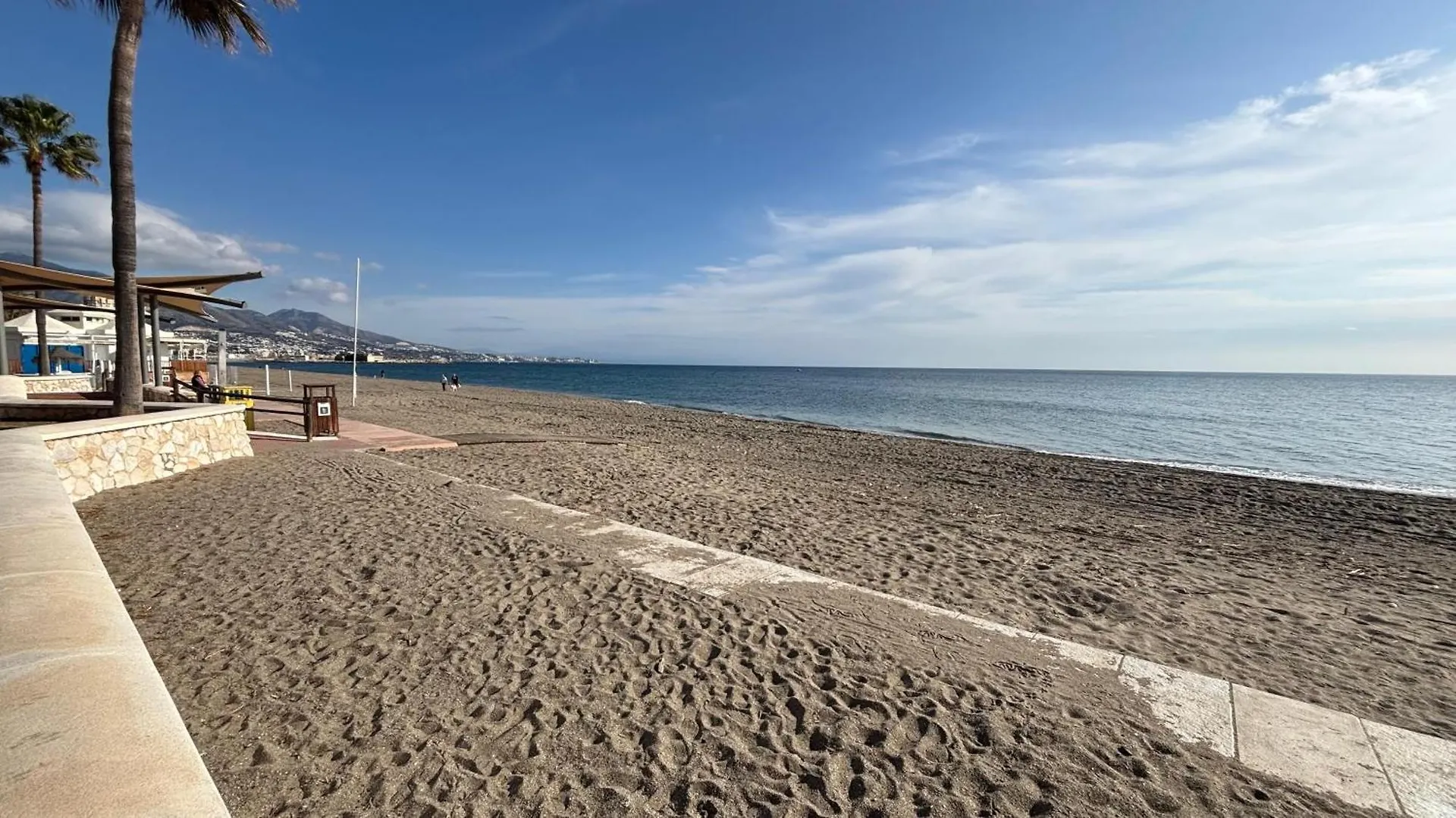 Apartamento Nuevo Con Parking Y Piscina Gratis فوينخيرولا