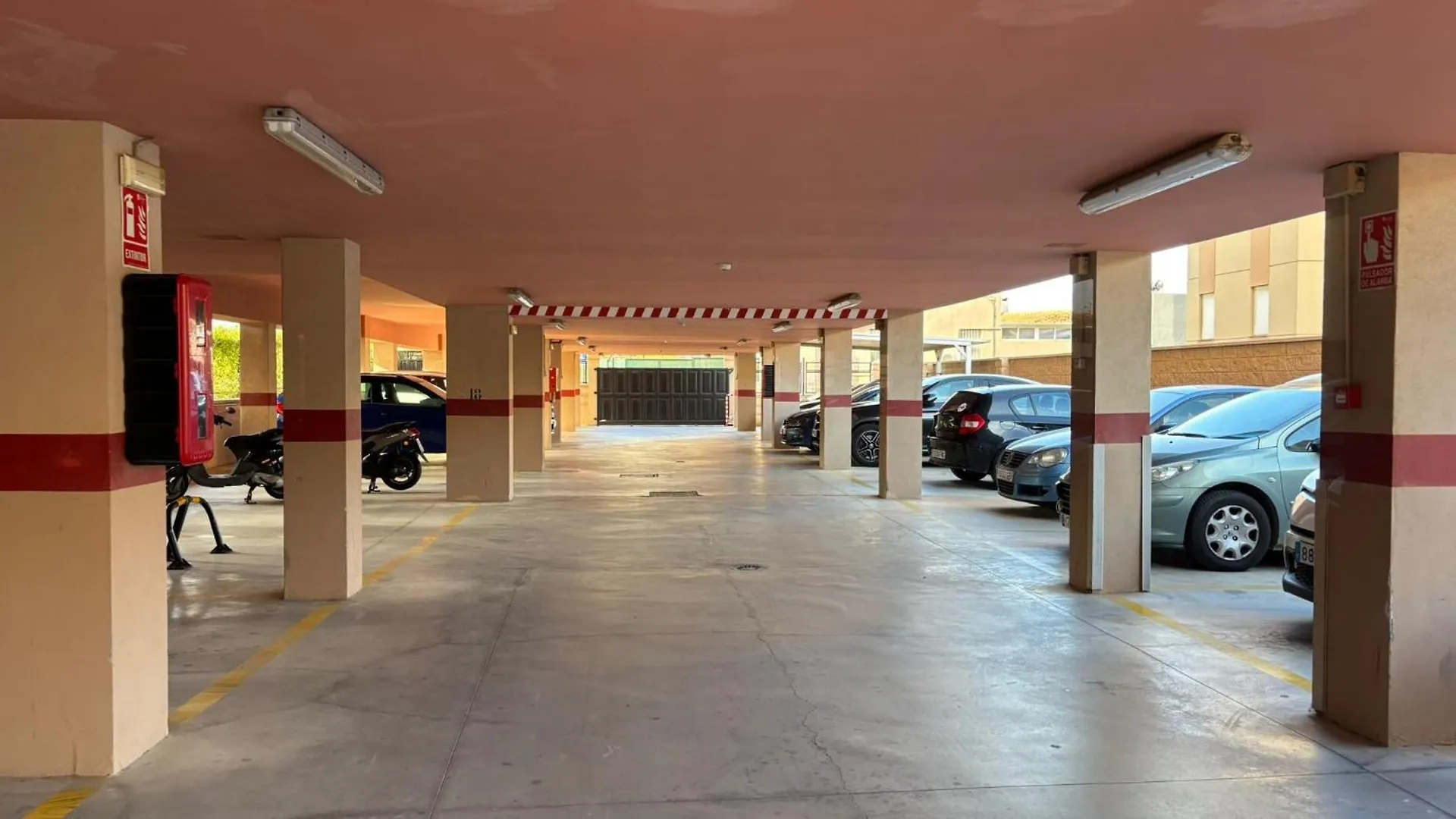 Apartamento Nuevo Con Parking Y Piscina Gratis فوينخيرولا