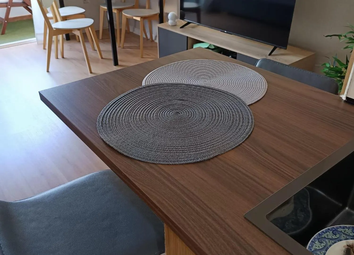 Apartamento Nuevo Con Parking Y Piscina Gratis فوينخيرولا