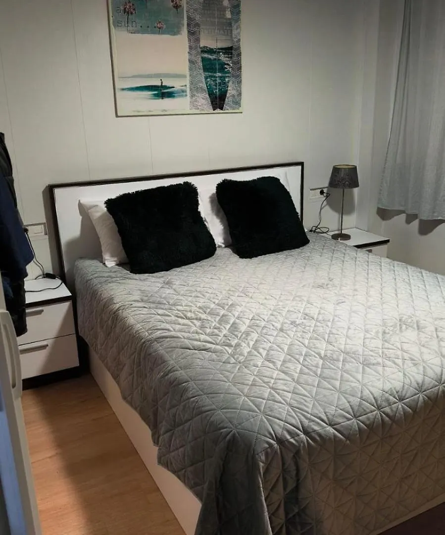 Apartamento Nuevo Con Parking Y Piscina Gratis Fuengirola